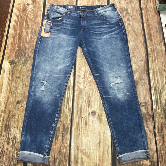 GirlFriend Jeans - Picture 1 of 7